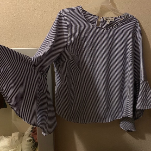 Blue and white shirt - Picture 1 of 3